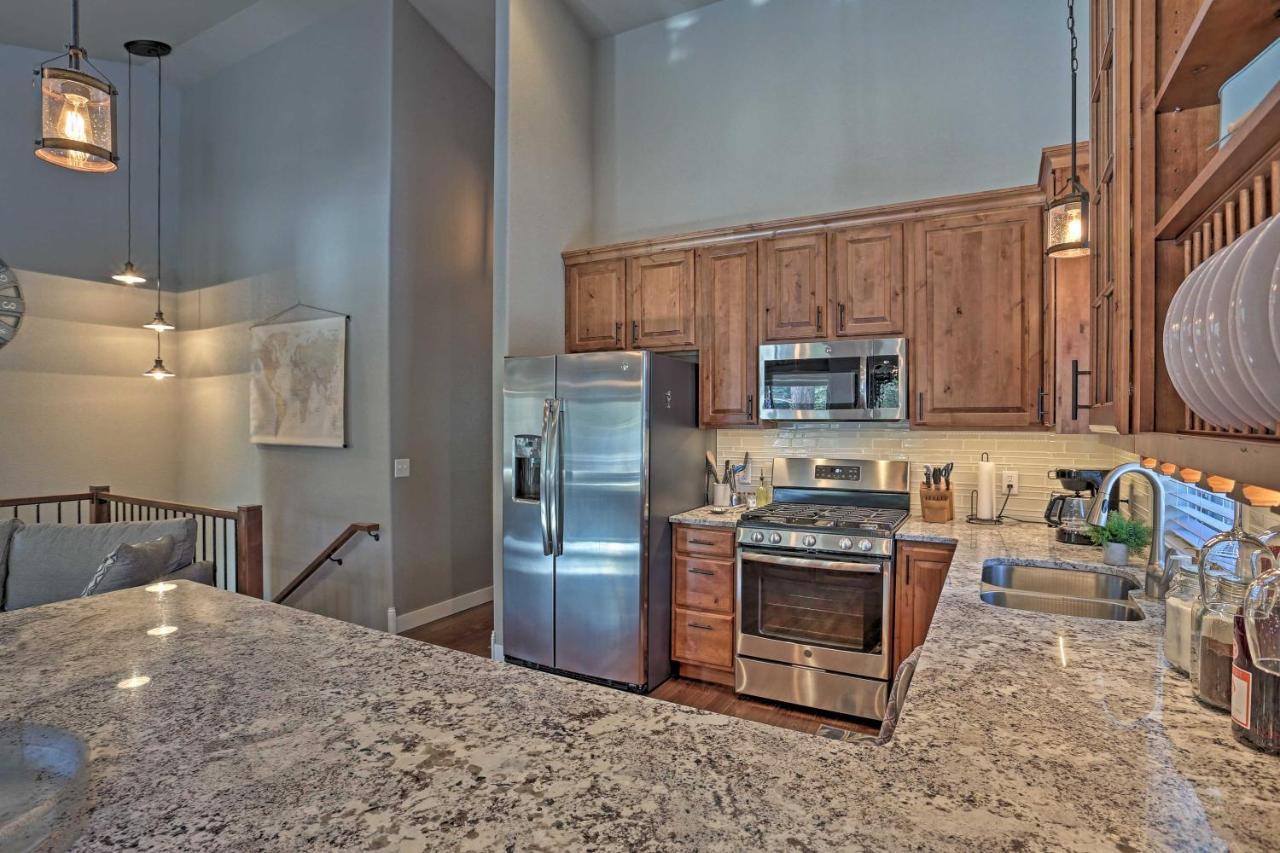 Lead Family Home With Hot Tub, 2 Mi To Deer Mountain Extérieur photo